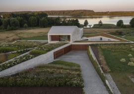 Dom Loop. Proj. Mobius Architekci