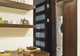 WNETRZA , LAZIENKA , STYLIZACJA DOROTA KARPINSKA , PAULINA GAWECKA FOT. RAFAL LIPSKI PUBLIKACJA CZTERY KATY NR 10 (228) - 10 2010