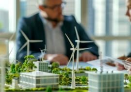 Niegdyś główny paradygmat „Forma podąża za funkcją” zmienia się na „Forma podąża za zrównoważonym rozwojem"