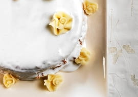 9.08.2007 CIASTA MAZUREK PONCZOWY KUCHNIA STYLIZACJA JUNONA LAMCHA FOT. AGATA JAKUBOWSKA / AGENCJA GAZETA PUBLIKACJA KUCHNIA NR 3 (157) - 3 2008