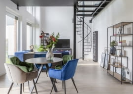 Minimalizm z industrialną nutą - dom w Józefosławiu