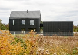 Švedu House w Wilnie, proj. Aketuri architektai