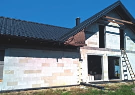 Dom wykonany w większości przez inwestorów jest najlepszym dowodem, że można budować samodzielnie metodą gospodarczą