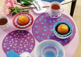 23.01.2009 WNETRZA , DEKORACJE Z PAPIERU - SERWETKI STYLIZACJA KINGA KOLARY - SKOMRO FOT. RADOSLAW WOJNAR PUBLIKACJA CZTERY KATY NR 4 (210) - 4 2009 SLOWA KLUCZOWE: WNETRZE DEKORACJA