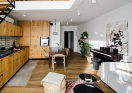 Mieszkanie z antresolą w Krakowie - projekt pracowni PRZESTRZENIE