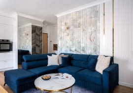 Czteropokojowe mieszkanie dla mamy i córki - projekt pracowni KODO