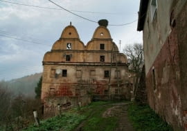 Dwór Sarny na Dolnym Śląsku