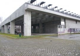 Com-com zone