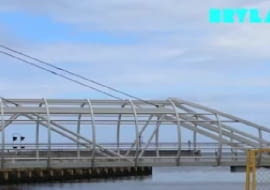 Ruchoma kładka dla pieszych w Ustce