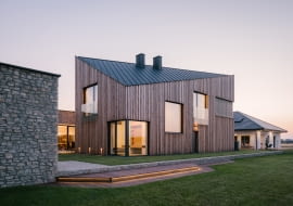 Dom na łące pod Opolem