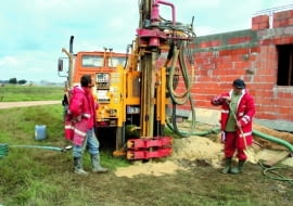 Wykonanie zbyt płytkich pionowych odwiertów przyczynia się do spadku sprawności pompy