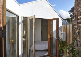 Australia, dom, przebudowa domu, przebudowa, mały dom