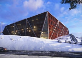 Wielofunkcyjny Stadion Biathlonowy na Kubalonce. Proj. Pracownia Reżyserii Architektury Archigeum sp.z o.o
