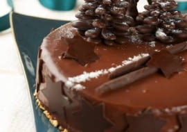 04.10.2005 WARSZAWA , SESJA JEDZENIE CZEKOLADA, SWIETA BOZE NARODZENIE , DEKORACJE SWIATECZNE NA TORTY , HOTEL SOBIESKI,