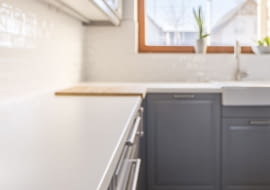 Jak odnowić blaty kuchenne? Porady oraz pomysły.