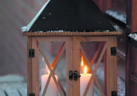 Ozdoby i dekoracje świąteczne na Boże Narodzenie. Latarenka DINUVA