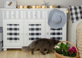 Odnawianie komody: komoda pomalowana w kratę