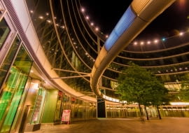 Biurowiec Metropolitan, fot. ArchiDju (Flickr, CC BY-ND 2.0)