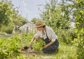 Gama produktów EcoLine reprezentuje podejście marki GARDENA w kwestii zrównoważonego rozwoju. Plastikowe elementy wszystkich produktów są wykonane w co najmniej 65% z materiałów pochodzących  z recyklingu.