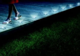 Oświetlenie ogrodu.