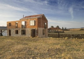 la ruina habitada, zabytki, adaptacja, hiszpania, lofty, oli jesus castillo, dom jednorodzinny