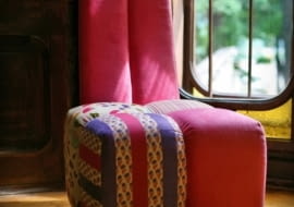 pufy, salon, wnetrza, etno