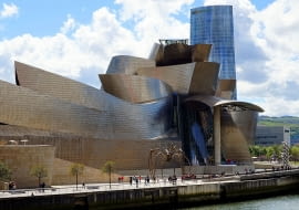 Architektura Bilbao - nowoczesne budynki ikony i efekt Bilbao [PRZEWODNIK ARCHITEKTONICZNY]