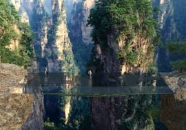 Przezroczyste mosty w Chinach - projekt górskiego szlaku Martin Duplantier