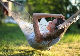 Pomysły na strefę relaksu przy mieszkaniu lub domu