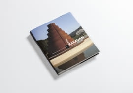 Album Dani Karavan. Esencja miejsca