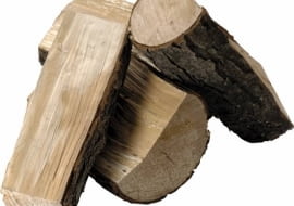 Aby drewno nadawało się do palenia, jego wilgotność nie powinna przekraczać 20 procent
