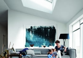 Pod oknami połaciowymi mieszkańcy mogą czuć się bezpiecznie - szyby są odporne na rozbicie przez grad lub gałęzie drzew.