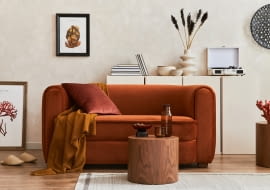 Kolorowe kanapy z nutą vintage