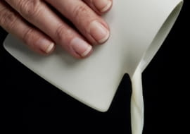 porcelana; projekt: Aldo Bakker