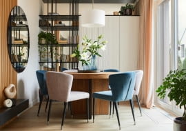 Moc kolorów, faktur i kształtów - aranżacja domu wg Hanna Pietras Architects