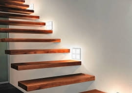 OŚWIETLENIE. Oprawa QOD, moc 13 W, 155 x 155, wys. 11 mm Osram, cena: 499 zł (cena sugerowana przez producenta)