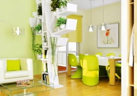 SALON: DOMOWA ORANŻERIA. Nasi projektanci znaleźli oryginalne i nowoczesne pomysły, jak wyeksponować kwiaty we wnętrzu. Ich rozwiązania powinny zadowolić i tych, którzy zawsze mieli rośliny w mieszkaniu, jak i tych, którzy do tej pory nie widzieli na nie miejsca. <BR >NA REGALE-KWIETNIKU. Ażurowa konstrukcja może z powodzeniem służyć nie tylko jako kwietnik, ale też jako regał na książki i dekoracyjne drobiazgi oraz przegroda dzieląca wnętrze na strefy o różnych funkcjach (w naszej wizualizacji oddziela aneks jadalny od kąta wypoczynkowego). Taki regał-kwietnik robi się (np. z płyty drewnopochodnej) według indywidualnego projektu, kształt i rozmieszczenie półek można więc dostosować do swoich potrzeb. Aby regał był stabilny, trzeba go osadzić na solidnej podstawie i dodatkowo przymocować (np. wkrętami) do ściany albo do sufitu. <BR > Zieleń w wystroju wnętrza jest dobrym tłem dla kwietnika w formie drzewka.