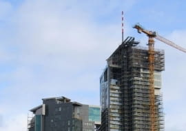 Sea Towers już z iglilcą