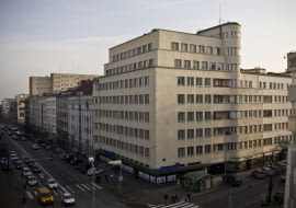 „Bankowiec” Zespół Mieszkaniowy BGK, ul. 3 Maja 27/31 Gdynia. Zbudowany w latach 1935-1939 .