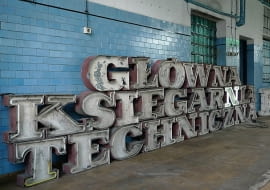 księgarnia, warszawa, neon, świętokrzyska