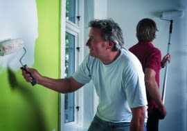 Malowanie ścian to okazja, by nadać wnętrzu zupełnie nowy wygląd. Zanim jednak złapiemy za pędzle nie zapominajmy o właściwym przygotowaniu ścian do malowania.