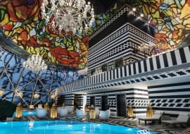 Hotel Wnętrza hotelu Mondrian Doha w Katarze zaprojektowane przez Marcela Wandersa