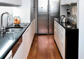 WNETRZA , KUCHNIA STYLIZACJA DOROTA KARPINSKA FOT. RAFAL LIPSKI PUBLIKACJA CZTERY KATY NR 6 (224) - 6 2010 SLOWA KLUCZOWE: WNETRZE KUCHNIA ARCHITEKTURA ZDJĘCIE DO WKŁADKI: PUBLIKACJA CZTERY KATY NR 6 (224) - CZASOPISMA