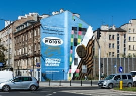 Mural przy ul. Zamoyskiego 29 zrealizowany przez Good Looking Studio