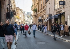 Via Montenapoleone w Mediolanie