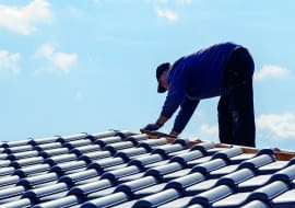 Jak wybrać dobrego dekarza