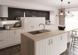 drewniana kuchnia, aranżacja kuchni, drewniane meble, szafki kuchenne