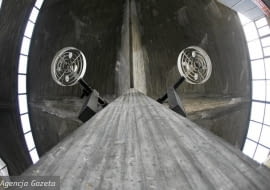 24.03.2010 KATOWICE , BUDYNEK DWORCA KOLEJOWEGO . FOT. MARTA BLAZEJOWSKA / AGENCJA GAZETA