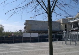 Rozbiórka modernistycznych budynków tworzących niegdyś kompleks basenów Legii