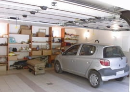 Garaż dwustanowiskowy. Jeśli chcemy go mieć rozbudowując istniejący - jednostanowiskowy, potrzebne będzie pozwolenie na budowę